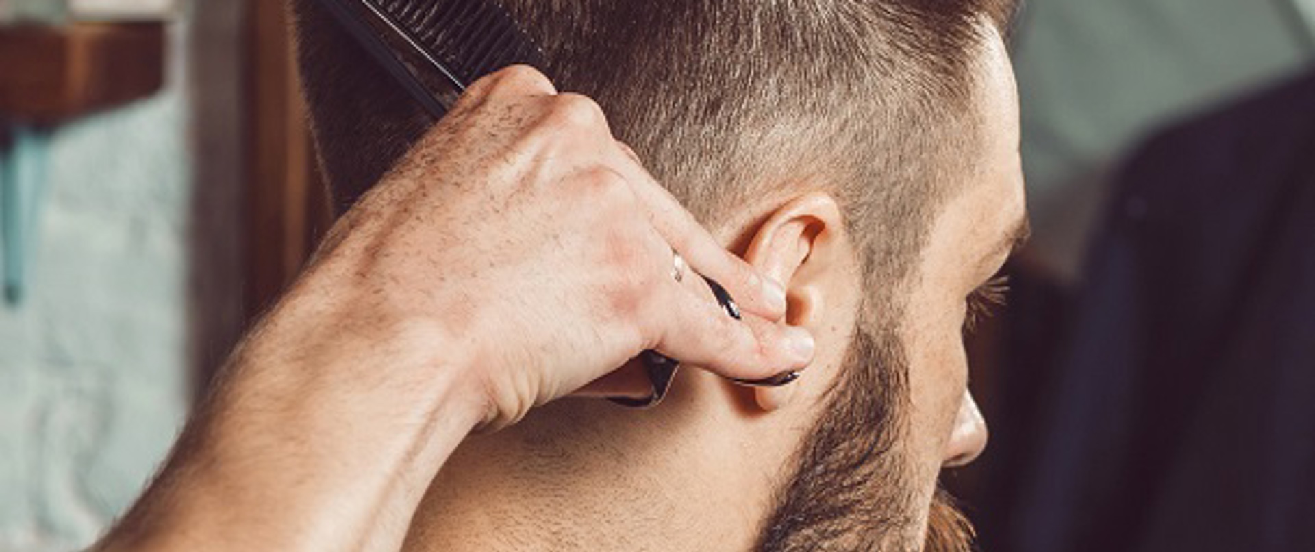 Erkeklere özel: Saçı sık sık tıraş etmek, kazıtmak saç tellerini kalınlaştırır mı?